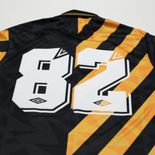 Load image into Gallery viewer, 2021 Factory Records x Umbro "Madchester" Retro Football Shirt (L) #82 Haçienda10
