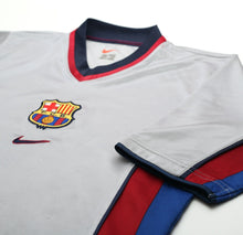 Load image into Gallery viewer, 1998/01 BARCELONA Vintage Nike Away Football Shirt (S)
