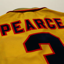 Load image into Gallery viewer, 1995/97 Pearce #3 Nottingham Forest Vintage Away Football Shirt (L)12
