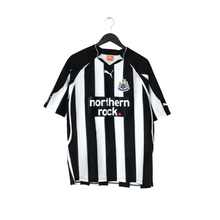 Load image into Gallery viewer, 2010/11 Ben Arfa #37 Newcastle United Vintage PUMA Home Football Shirt (XL)1
