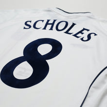 Load image into Gallery viewer, 2001/03 Scholes #8 England Vintage Umbro Home Football Shirt (M) Brazil 2002 WC12
