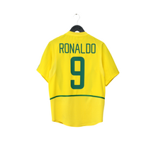 Load image into Gallery viewer, 2002/04 Ronaldo #9 Brazil Vintage Nike Home Football Shirt (S)0
