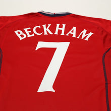 Load image into Gallery viewer, 2002/04 Beckham #7 England Vintage Umbro Away Football Shirt (M) Argentina WC11
