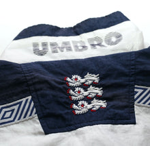 Load image into Gallery viewer, 1990/92 ENGLAND Vintage Umbro Football Track Top Shell Jacket (XL) Italia 90

