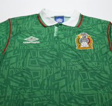 Load image into Gallery viewer, 1994 MEXICO Vintage Umbro Home Football Shirt (S) World Cup 1994

