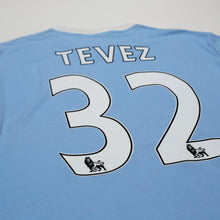 Load image into Gallery viewer, 2009/10 Tevez #32 Manchester City Vintage Umbro Home Football Shirt (L) 4411
