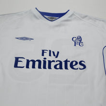 Load image into Gallery viewer, 2001/03 Zola #25 Chelsea Vintage Umbro Away Football Shirt (M)3

