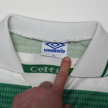 Load image into Gallery viewer, 1997/99 Larsson #7 Celtic Vintage Umbro Home Football Shirt (XL)17
