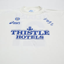 Load image into Gallery viewer, 1995/96 Yeboah #21 Leeds United Vintage Asics Home Football Shirt (XXL)3
