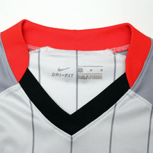 Load image into Gallery viewer, 2020/21 Liverpool Nike Air Max Stadium Football Shirt (M)8
