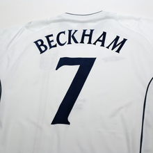 Load image into Gallery viewer, 2001/03 BECKHAM #7 England Vintage Umbro Home Greece Football Shirt (XL) 2002 WC7
