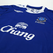 Load image into Gallery viewer, 2006/07 Cahill #17 Everton Vintage Umbro Home Football Shirt (M)4
