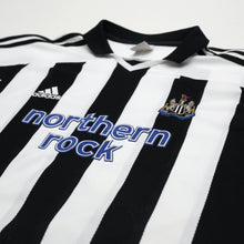 Load image into Gallery viewer, 2003/04 Bellamy #10 Newcastle United Vintage adidas Home Football Shirt (XXL)4
