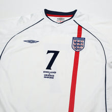 Load image into Gallery viewer, 2001/03 Beckham #7 England Vintage Umbro Home Greece Football Shirt (XL)2
