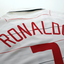 Load image into Gallery viewer, 2003/04 Ronaldo #7 Manchester United Vintage Nike Third Football Shirt (S)11
