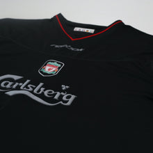 Load image into Gallery viewer, 2002/04 Heskey #8 Liverpool Vintage Reebok Away Football Shirt (XL)4
