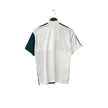 Load image into Gallery viewer, 1995/96 Liverpool Vintage adidas Away Football Shirt (S/M)1
