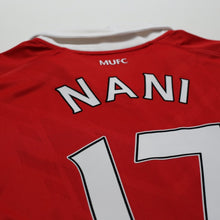 Load image into Gallery viewer, 2010/11 Nani #17 Manchester United Vintage Home Football Shirt (M)13
