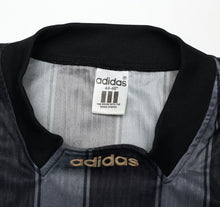 Load image into Gallery viewer, 1994 ADIDAS PREDATOR Vintage Football Training Shirt Top (XL)
