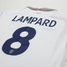 Load image into Gallery viewer, 2005/07 Lampard #8 England Vintage Umbro Home Football Shirt (L) World Cup 200612
