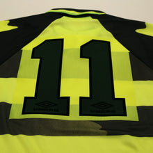 Load image into Gallery viewer, 1996/97 Cadete #11 Celtic Vintage Umbro Away Football Shirt (M)10
