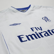 Load image into Gallery viewer, 2001/03 Zola #25 Chelsea Vintage Umbro Away Football Shirt (M)5
