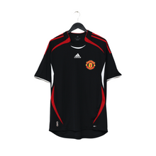 Load image into Gallery viewer, 2021/22 Ronaldo #7 Manchester United adidas Teamgeist Football Shirt (L)1
