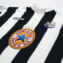 Load image into Gallery viewer, 1995/97 Shearer #9 Newcastle United Vintage adidas Football Shirt (M)4
