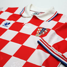 Load image into Gallery viewer, 1996/98 Croatia Vintage Lotto Home Football Shirt (L) Euro 966
