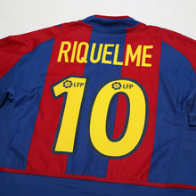 Load image into Gallery viewer, 2002/03 Riquelme #10 Barcelona Vintage Nike Home Football Shirt (M)9

