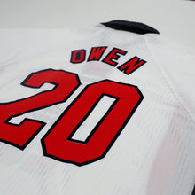 Load image into Gallery viewer, 1997/99 Owen #20 England Vintage Umbro Home Football Shirt (L/XL) WC 1998
