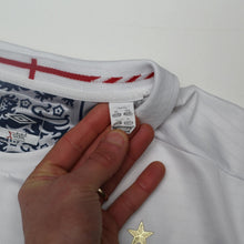 Load image into Gallery viewer, 2005/07 Beckham #7 England Vintage Umbro Home Football Shirt (XL) World Cup 2006
