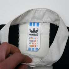 Load image into Gallery viewer, 1995/97 Shearer #9 Newcastle United Vintage adidas Football Shirt (M)14
