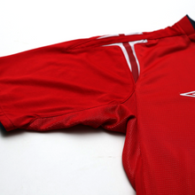 Load image into Gallery viewer, 2004/06 Gerrard #4 England Vintage Umbro Away Football Shirt (M) EURO 20046
