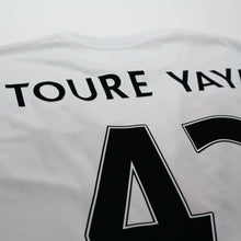 Load image into Gallery viewer, 2009/10 Yaya Toure #42 Manchester City Vintage Umbro 3rd Football Shirt (XL) 4814
