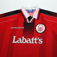Load image into Gallery viewer, 1996/98 Pearce #3 Nottingham Forest Vintage Umbro Home Football Shirt (M)2
