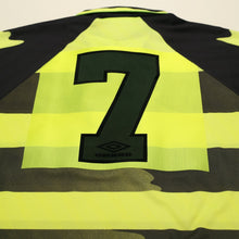 Load image into Gallery viewer, 1996/97 Di Canio #7 Celtic Vintage Umbro Away Football Shirt (L/XL)9
