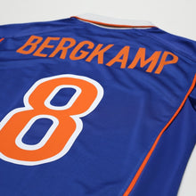 Load image into Gallery viewer, 1998/00 Bergkamp #8 Holland Vintage Nike Away Football Shirt (M) Arsenal10
