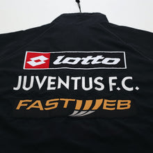 Load image into Gallery viewer, 2002/03 Juventus Vintage Lotto Football Track Top Jacket (L)9
