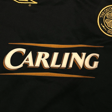 Load image into Gallery viewer, 2003/04 Larsson #7 Celtic Vintage Umbro European Away Football Shirt (L)5
