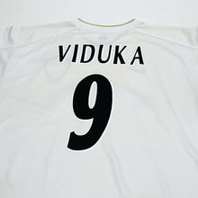 Load image into Gallery viewer, 2000/02 Viduka #9 Leeds United Vintage Nike Home Football Shirt (L)10
