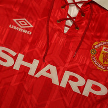 Load image into Gallery viewer, 1992/94 Cantona #7 Manchester United Vintage Umbro Home Football Shirt (S)8
