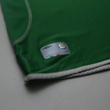 Load image into Gallery viewer, 2002/03 Roy Keane #6 Ireland Vintage Umbro Home Football Shirt (M) 2002 WC10
