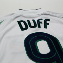 Load image into Gallery viewer, 2002/03 Duff #9 Ireland Vintage Umbro Home Football Shirt (S)11
