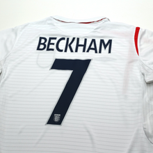 Load image into Gallery viewer, 2005/07 Beckham #7 England Vintage Umbro Home Football Shirt (L) WC 20068
