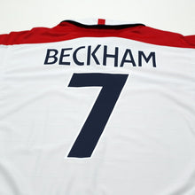 Load image into Gallery viewer, 2003/05 Beckham #7 England Vintage Umbro Home Football Shirt (L) EURO 20047
