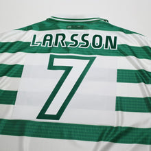Load image into Gallery viewer, 1997/99 Larsson #7 Celtic Vintage Umbro Home Football Shirt (XL)9
