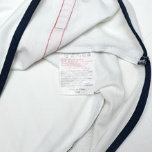 Load image into Gallery viewer, 2001/03 Beckham #7 England Vintage Umbro Home Greece Football Shirt (XL)16
