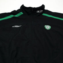 Load image into Gallery viewer, 2002/03 Celtic Vintage Umbro Football Track Top Jacket (XL)3
