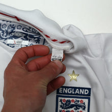 Load image into Gallery viewer, 2005/07 Beckham #7 England Vintage Umbro Home Football Shirt (XL) WC 200615
